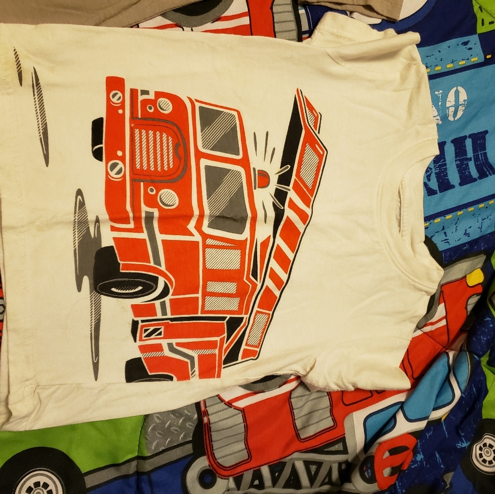 Bundle of 4 Truck Shirts - Picture 3 of 5
